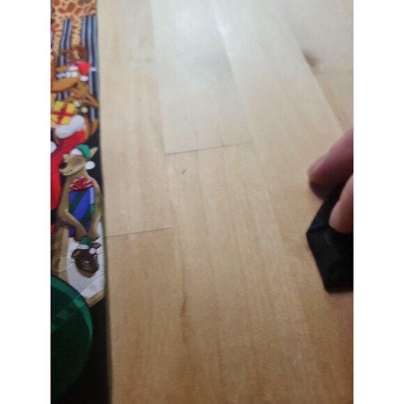 Christmas Hallmark Yule Tie Santa & The Zoo Silk Tie - Picture 11 of 15